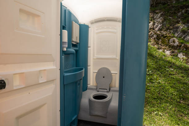 Best Temporary restroom rental  in Newark, TX